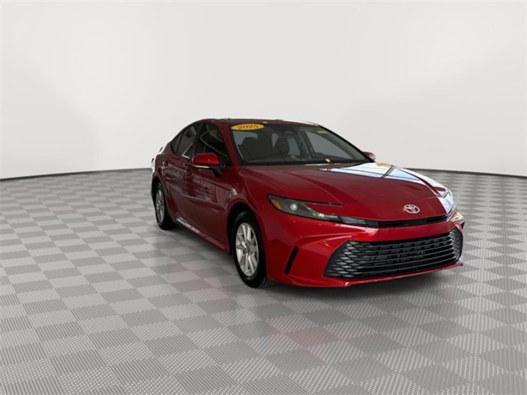 Used 2025 Toyota Camry LE