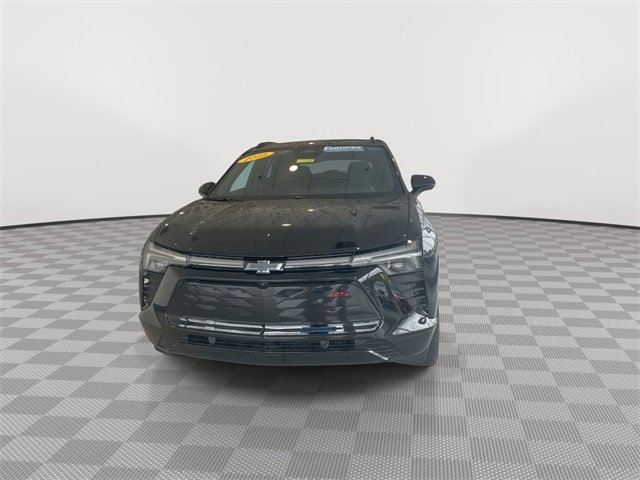 2025 Chevrolet Blazer EV RS photo 3