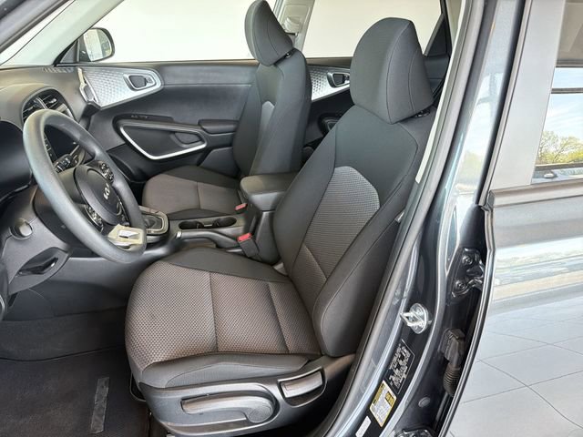 2025 Kia Soul LX - Photo 19