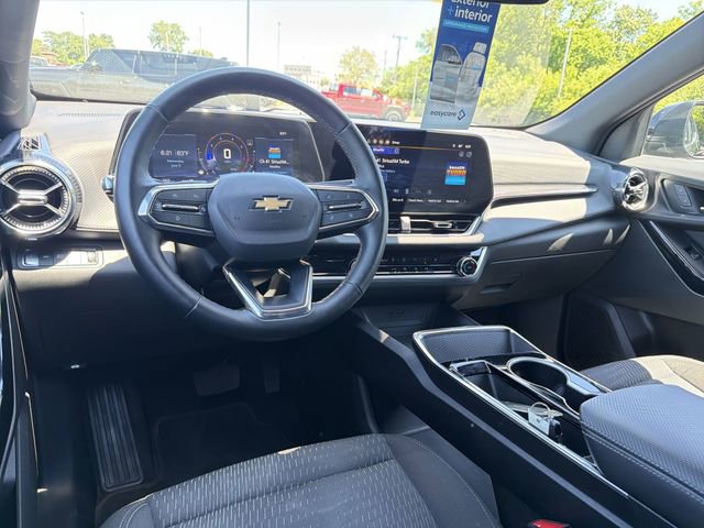 2025 Chevrolet Equinox LT - Photo 17