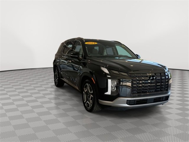 2024 Hyundai Palisade Limited photo 2