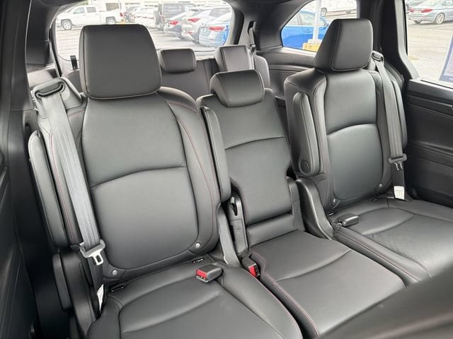 2026 Honda Odyssey Sport L - Photo 18