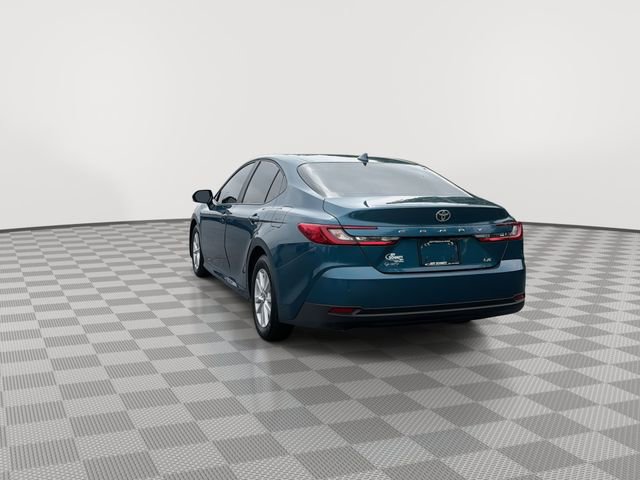 2026 Toyota Camry LE - Photo 8