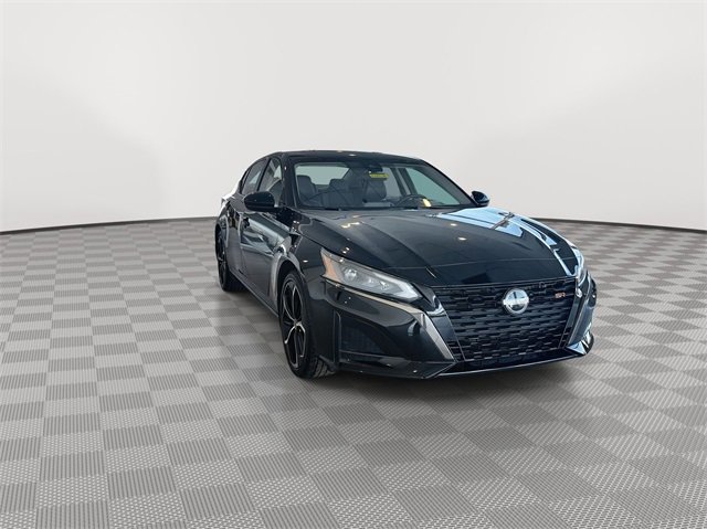 Used 2024 Nissan Altima SR with VIN 1N4BL4CV0RN309729 for sale in Miamisburg, OH