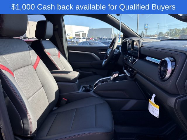 2026 Chevrolet Colorado Z71 - Photo 18