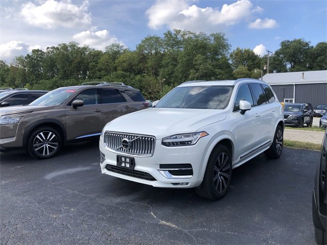 2025 Volvo XC90 Plus photo 4