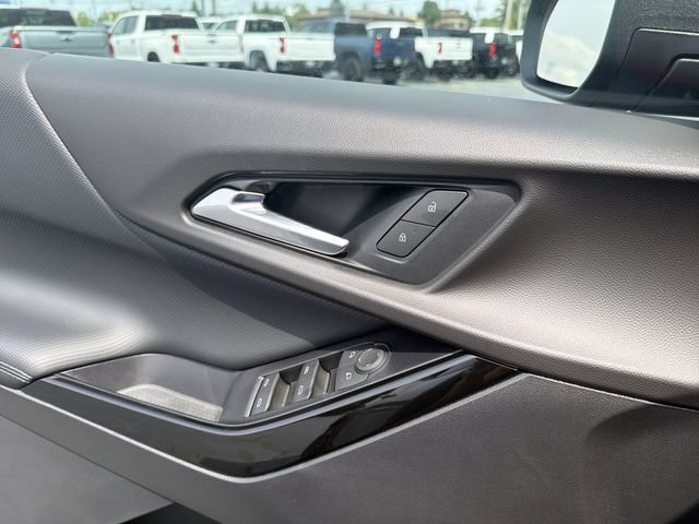 2027 Chevrolet Equinox LT - Photo 21