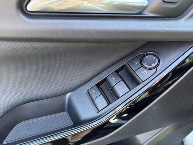 2025 Chevrolet Equinox LT - Photo 20