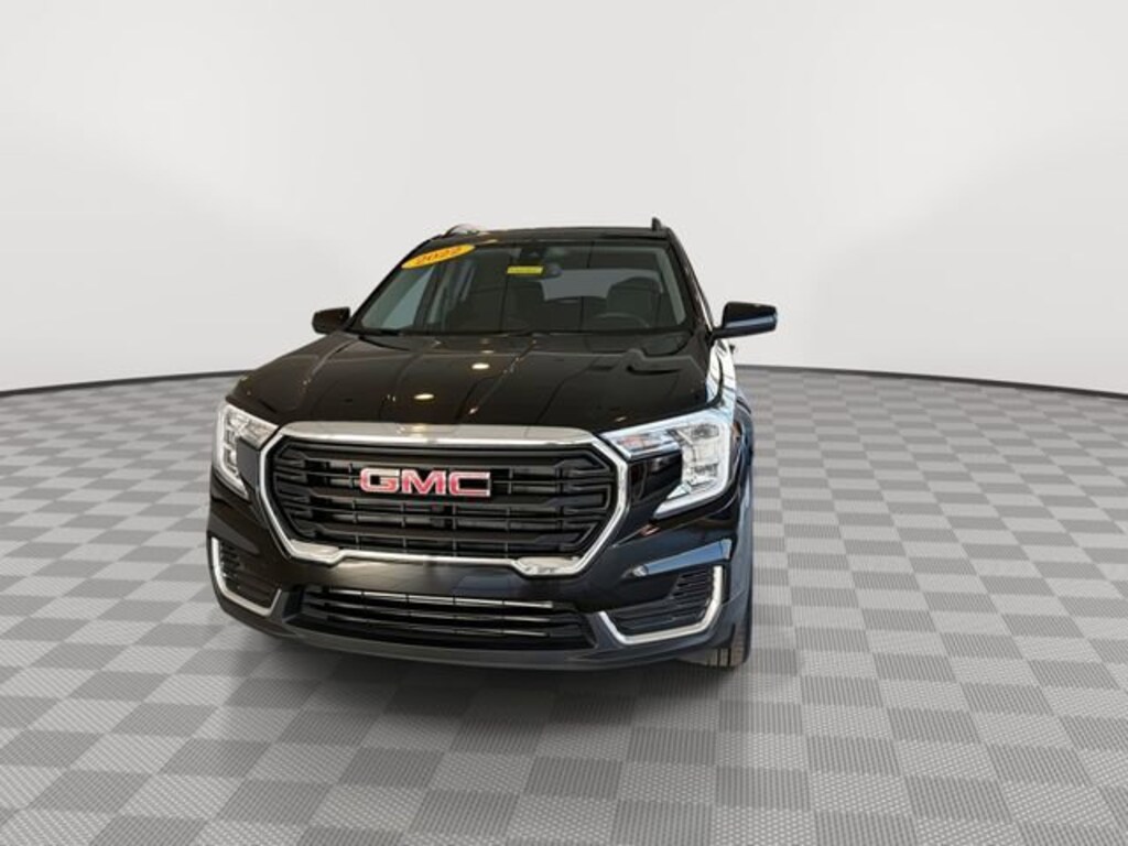 Used 2022 GMC Terrain SLE SUV