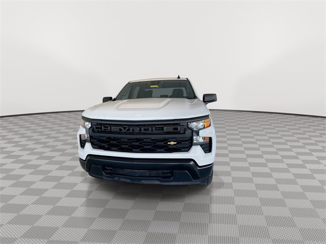 2025 Chevrolet Silverado 1500 photo 2