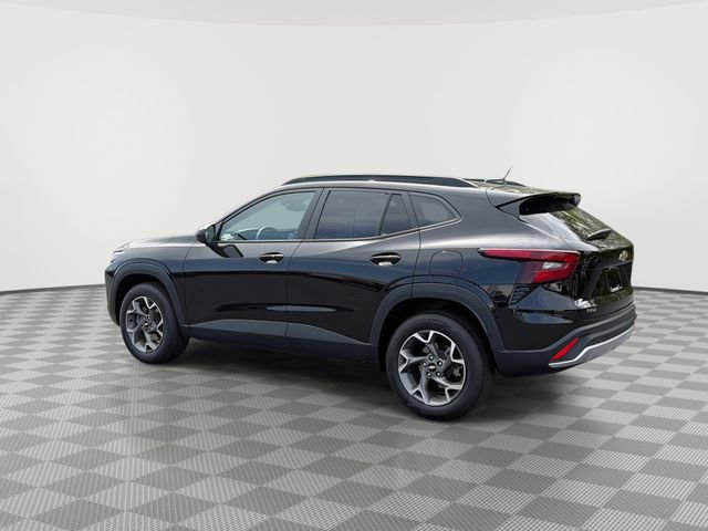 2025 Chevrolet Trax LT - Photo 7
