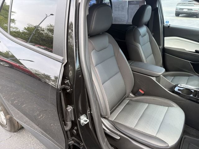 2025 Chevrolet Trax LT - Photo 18