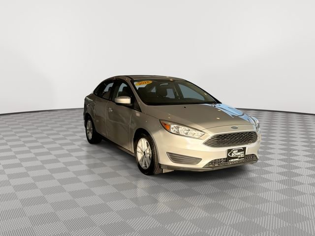 Used 2018 Ford Focus SE with VIN 1FADP3FE8JL248729 for sale in Miamisburg, OH