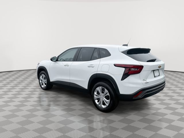2026 Chevrolet Trax LS - Photo 7