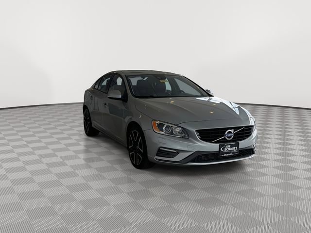 YV140MTL3J2452376