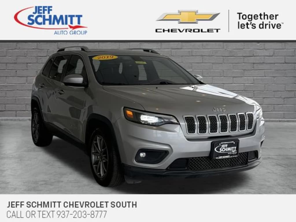 Used 2019 Jeep Cherokee Latitude Plus FWD SUV