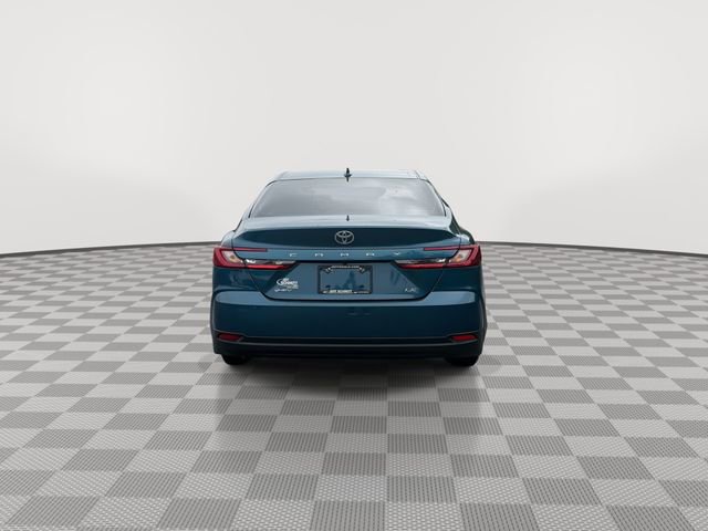 2026 Toyota Camry LE - Photo 9