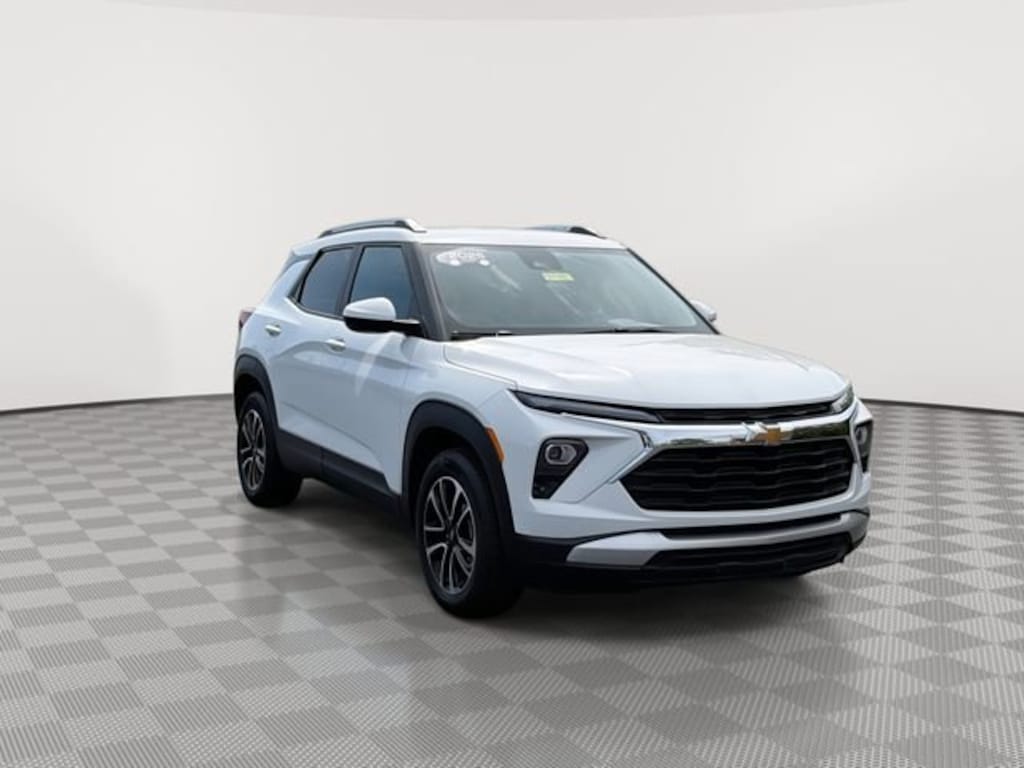 Used 2025 Chevrolet Trailblazer LT SUV