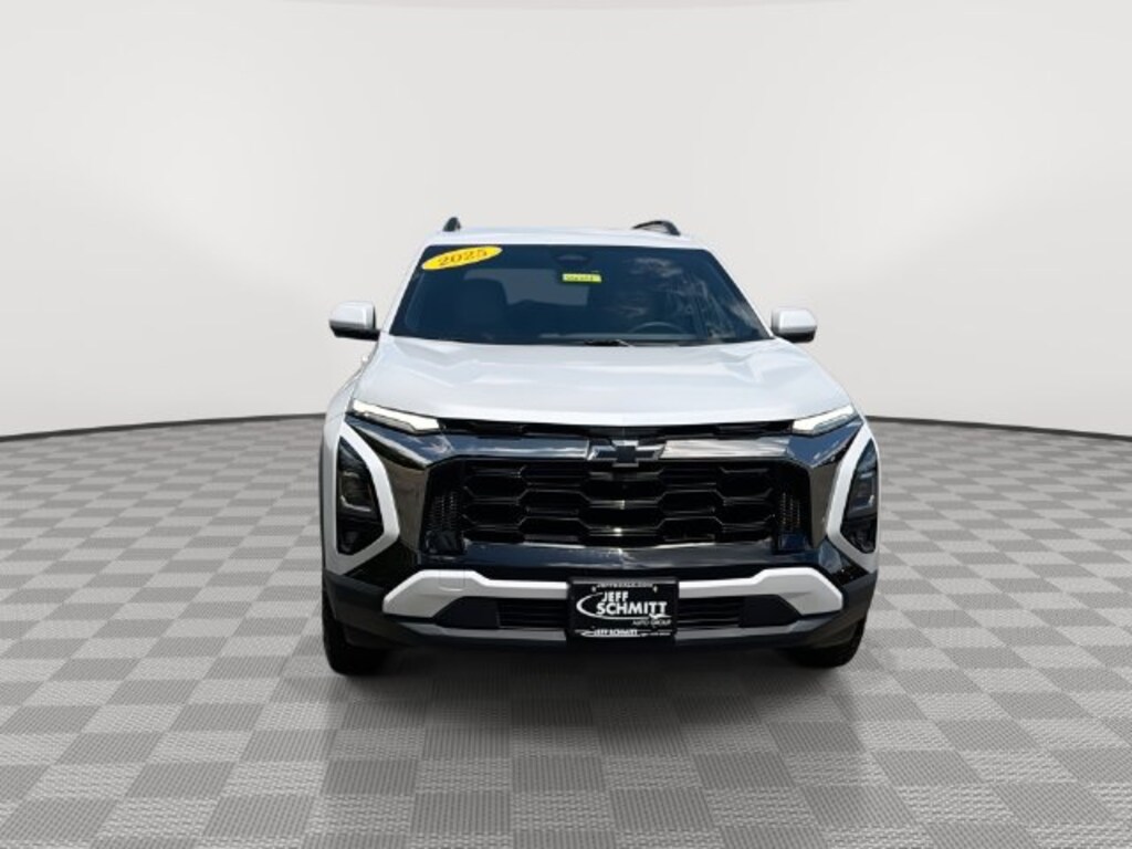 Used 2025 Chevrolet Equinox Activ SUV