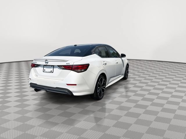 2022 Nissan Sentra SR - Photo 11