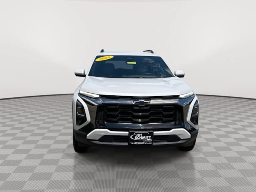 Used 2025 Chevrolet Equinox Activ SUV