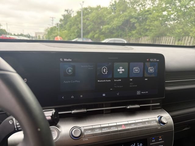 2025 Hyundai Kona SEL - Photo 24