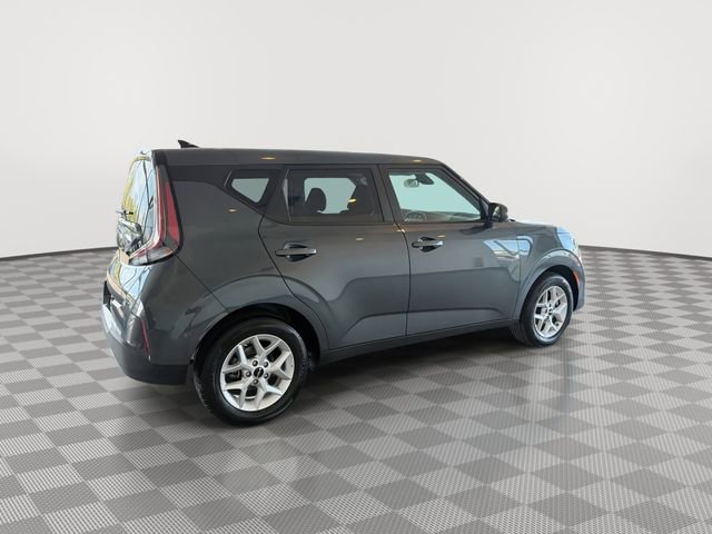 2025 Kia Soul LX - Photo 11