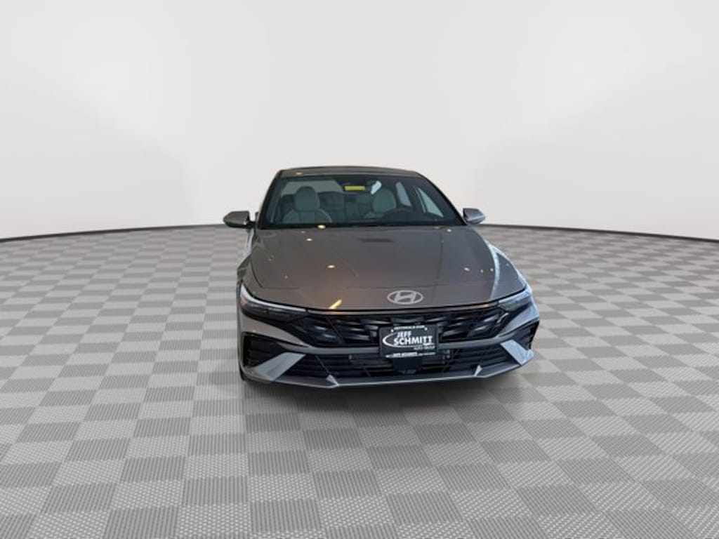 Used 2025 Hyundai Elantra Hybrid Limited Sedan