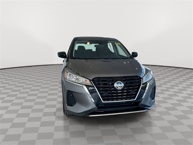 2024 Nissan Kicks S photo 3