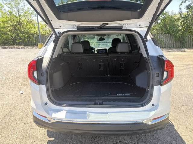 2022 GMC Terrain SLT - Photo 16