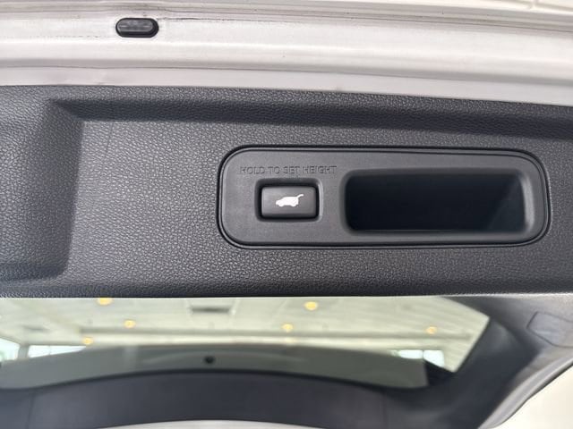 2023 Honda Odyssey Elite - Photo 17