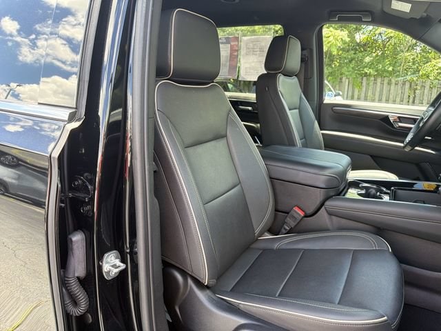 2025 Chevrolet Tahoe Premier - Photo 20