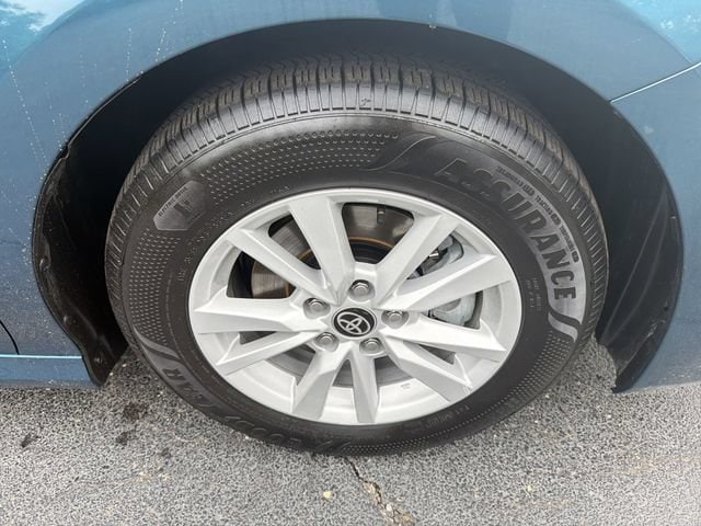 2026 Toyota Camry LE - Photo 14