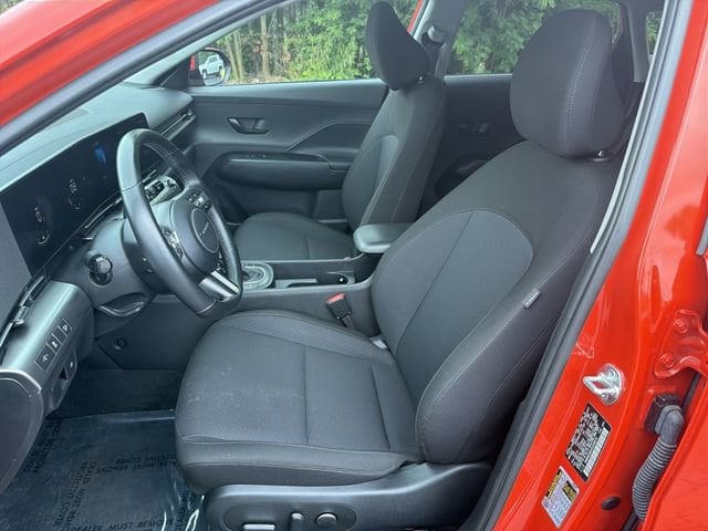 2025 Hyundai Kona SEL - Photo 20