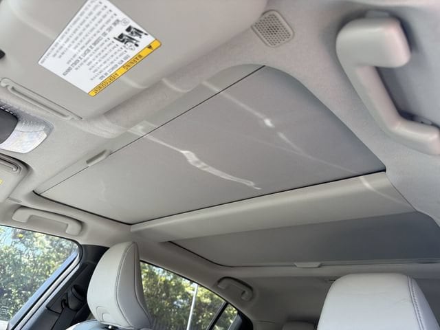 2024 Toyota Prius Limited - Photo 25