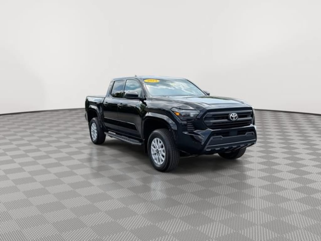 Used 2024 Toyota Tacoma SR Truck Double Cab
