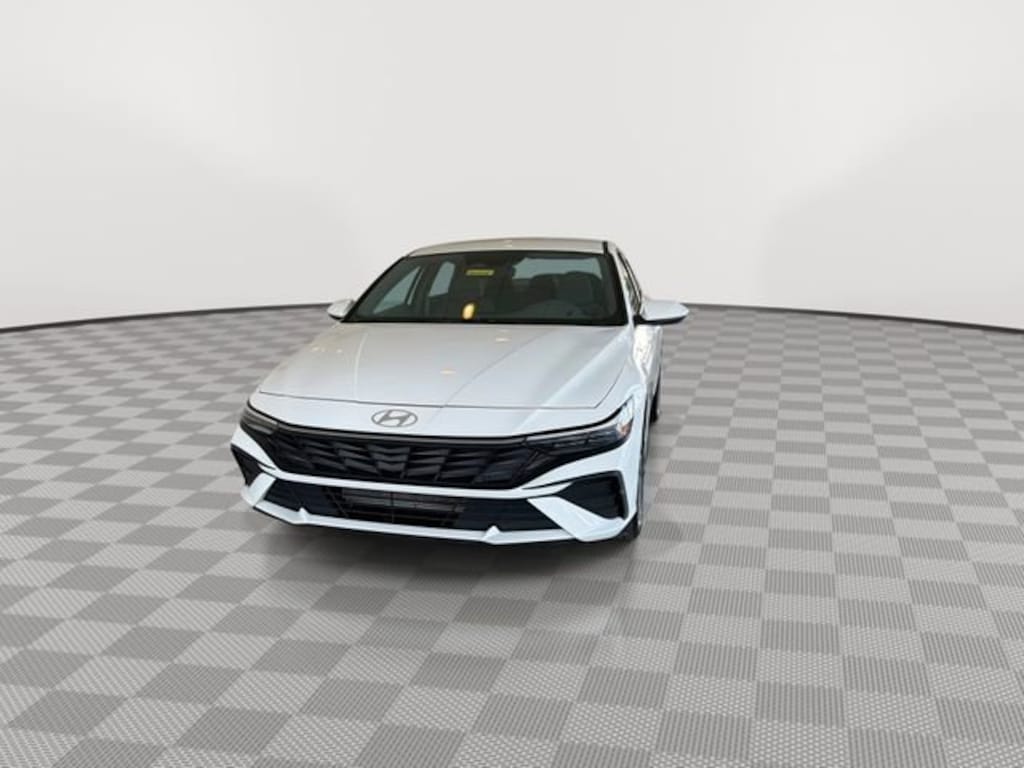 Used 2024 Hyundai Elantra SEL Sedan