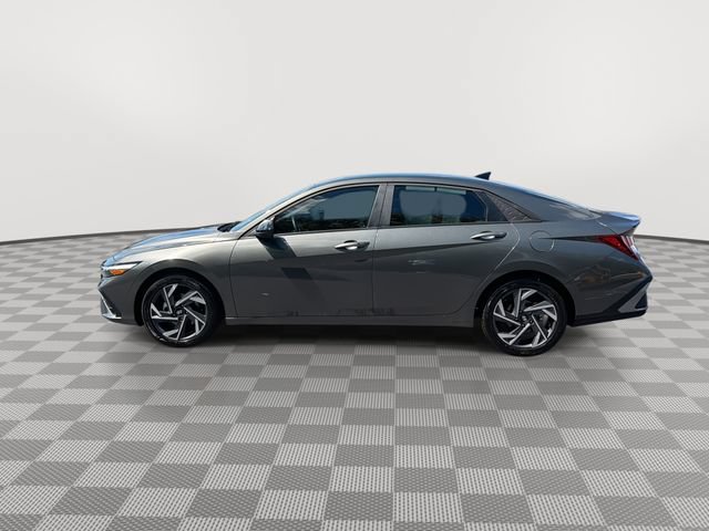 2025 Hyundai Elantra SEL - Photo 7