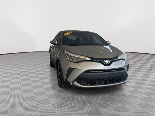 2020 Toyota C-HR LE photo 3