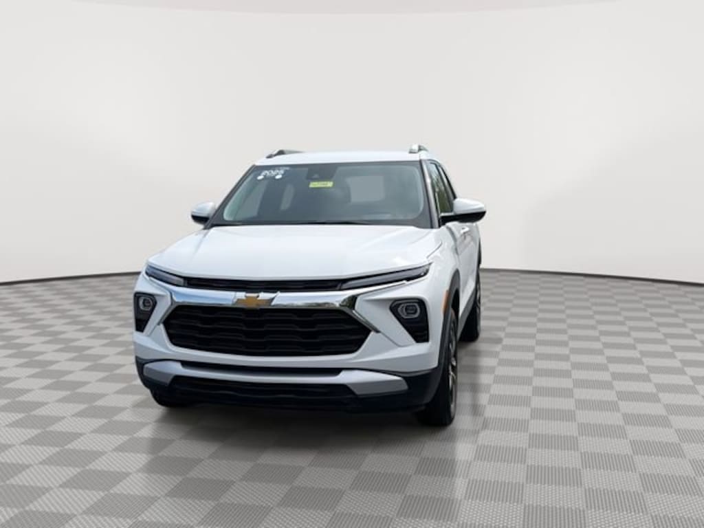 Used 2025 Chevrolet Trailblazer LT SUV