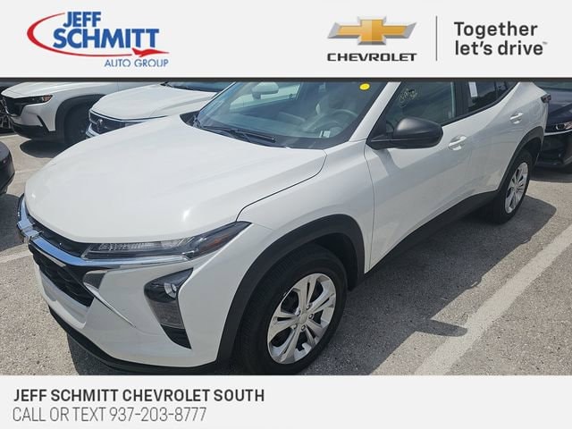 2026 Chevrolet Trax LS's photo