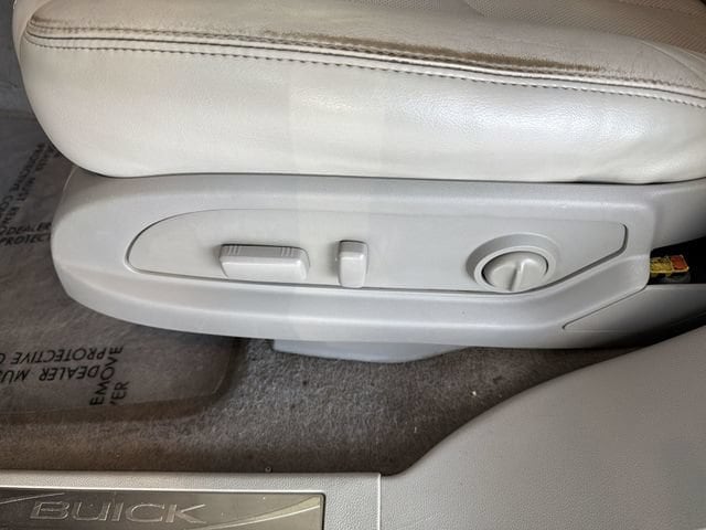 2017 Buick Enclave Leather - Photo 25