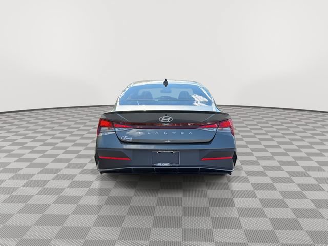 2025 Hyundai Elantra SEL - Photo 10