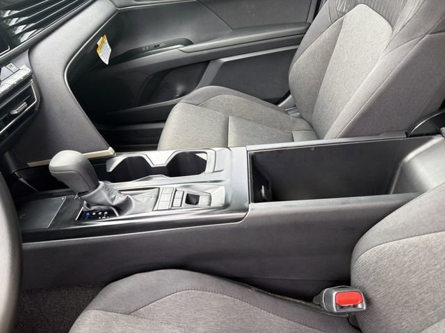 2026 Toyota Camry LE - Photo 21
