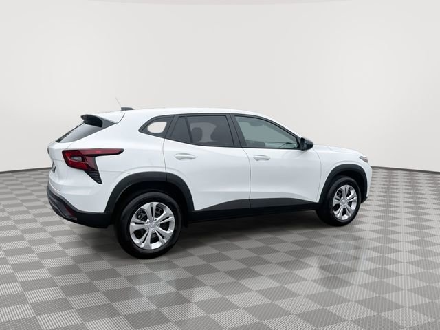 2026 Chevrolet Trax LS - Photo 11