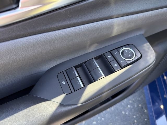 2024 Toyota Prius Limited - Photo 23