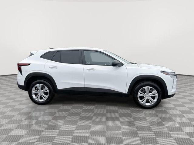 2026 Chevrolet Trax LS - Photo 12