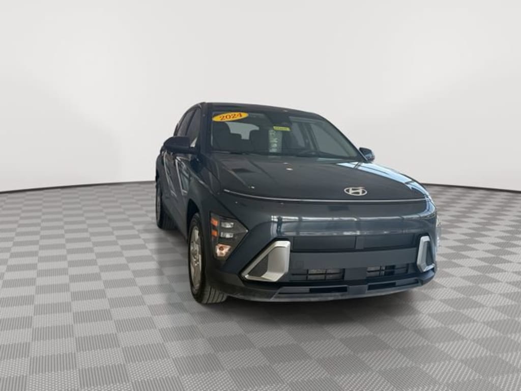Used 2024 Hyundai Kona SE SUV