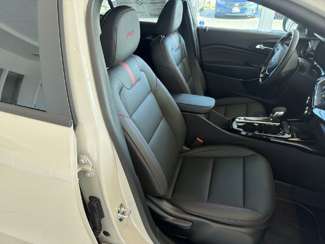 2026 Chevrolet Trax RS - Photo 18