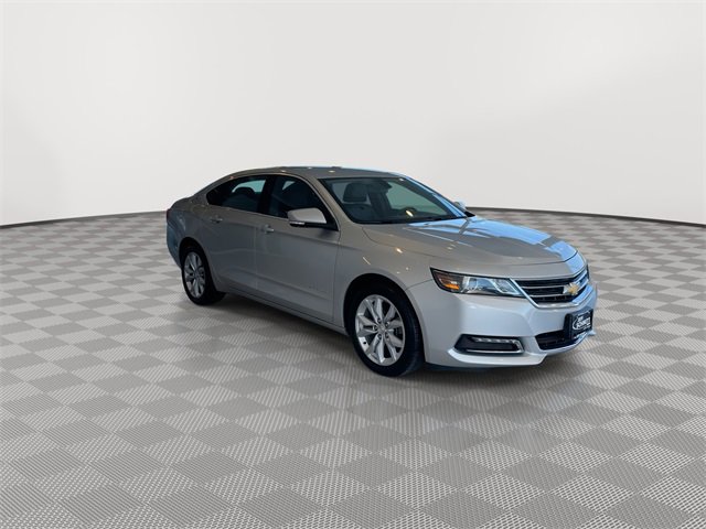 2019 Chevrolet Impala 1LT photo 2
